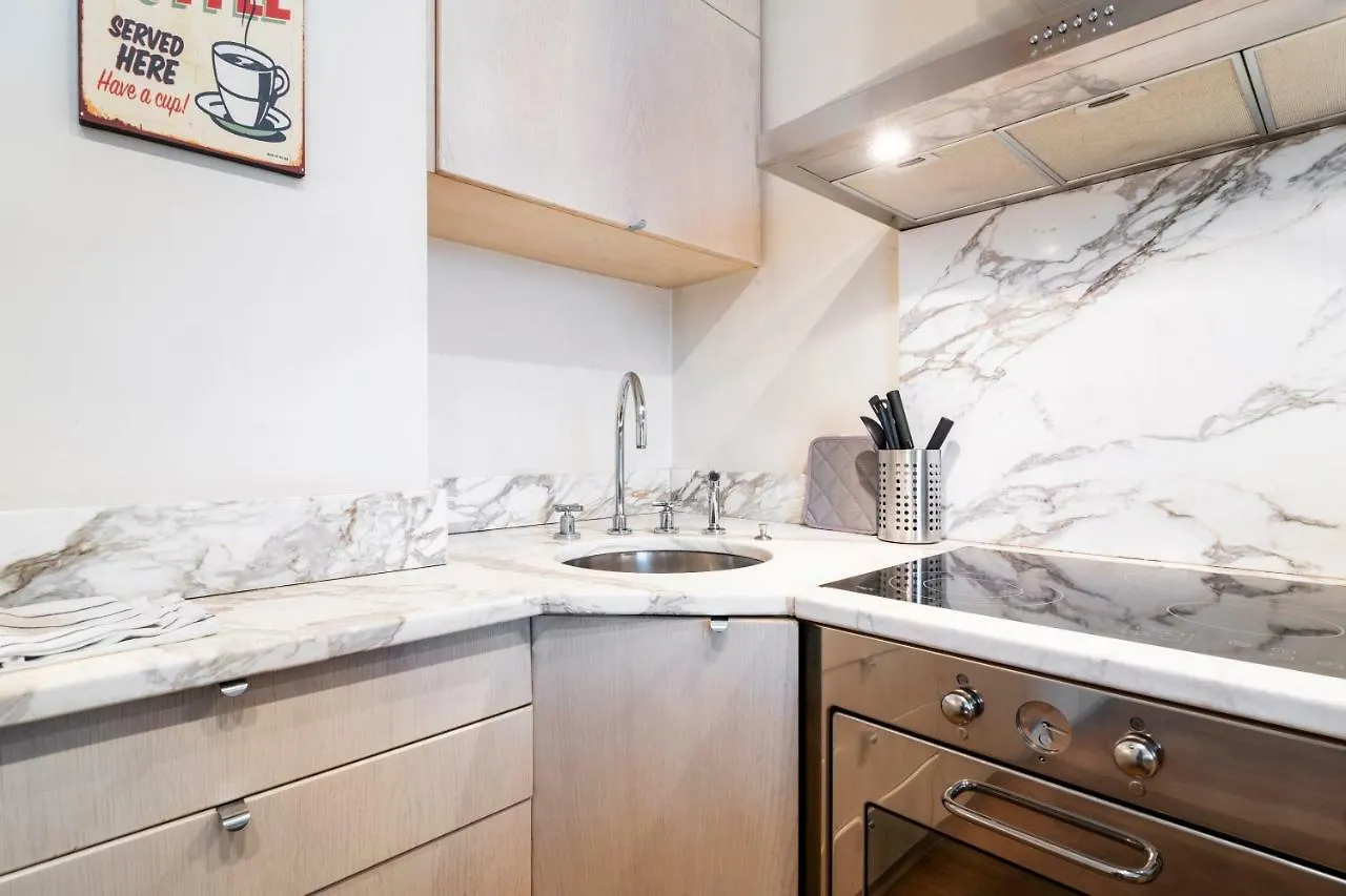 Santo Stefano Luxury Apartment Mailand Italien