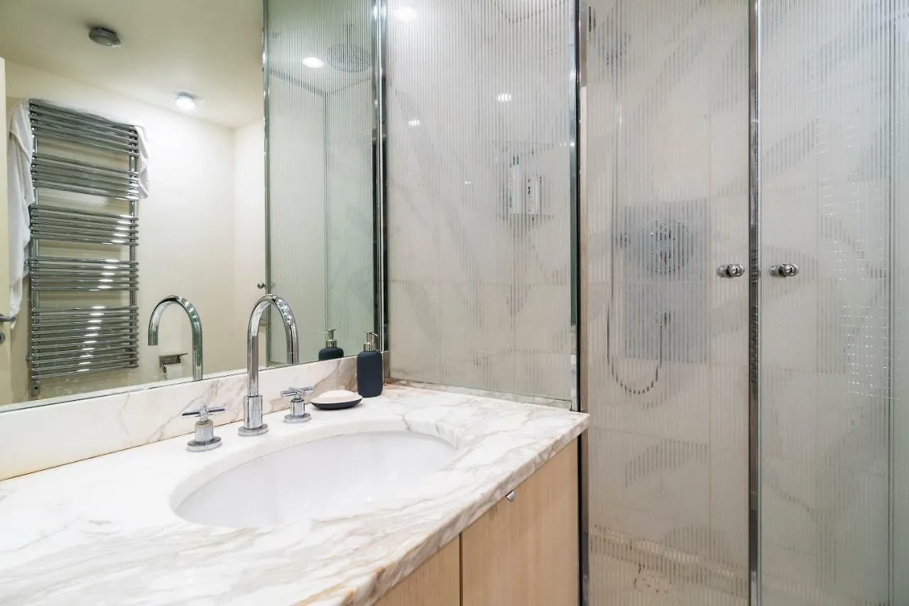 Santo Stefano Luxury Apartment Mailand Italien